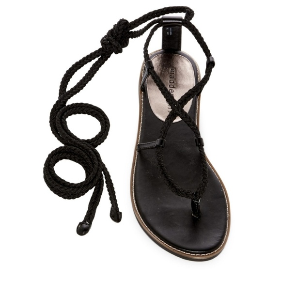 Madden Girl Black Gladiators size 5.5 NIB - Picture 1 of 5